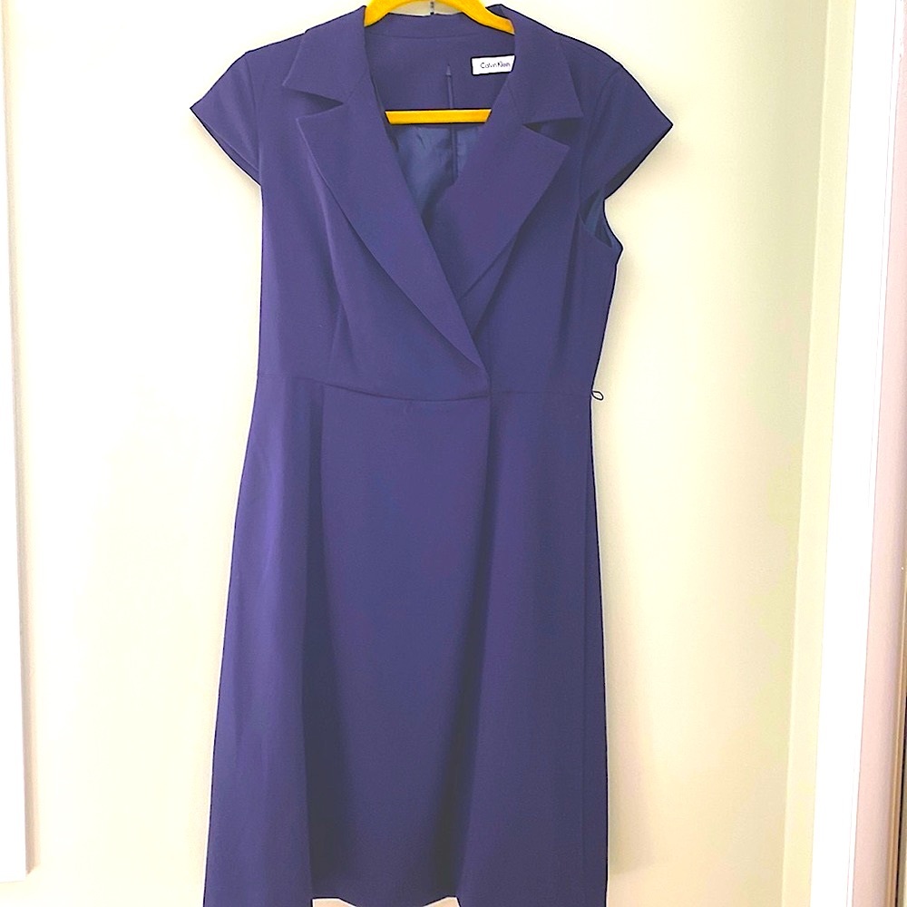 Calvin Klein Dress. Navy Blue knee length size 10 fully A favorite excel…